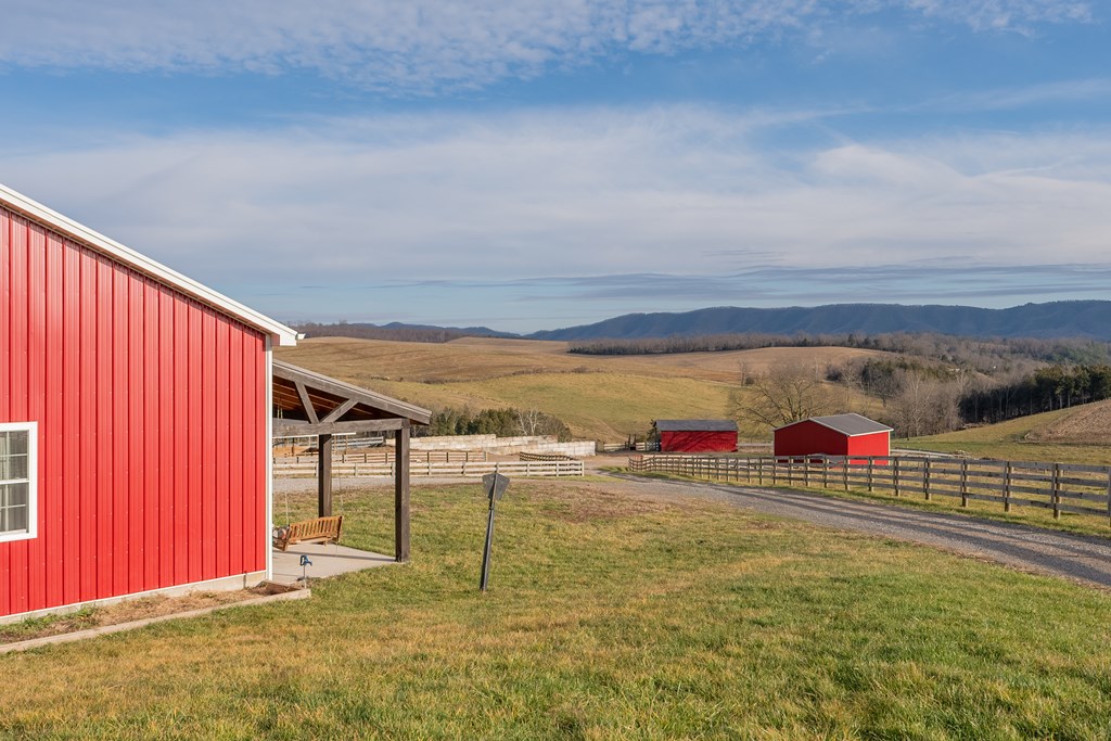 Max Meadows, Virginia 24360, United States, 2 Bedrooms Bedrooms, ,2 BathroomsBathrooms,Residential,Contingent,11515