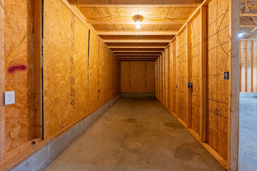 Max Meadows, Virginia 24360, United States, 2 Bedrooms Bedrooms, ,2 BathroomsBathrooms,Residential,Contingent,11515