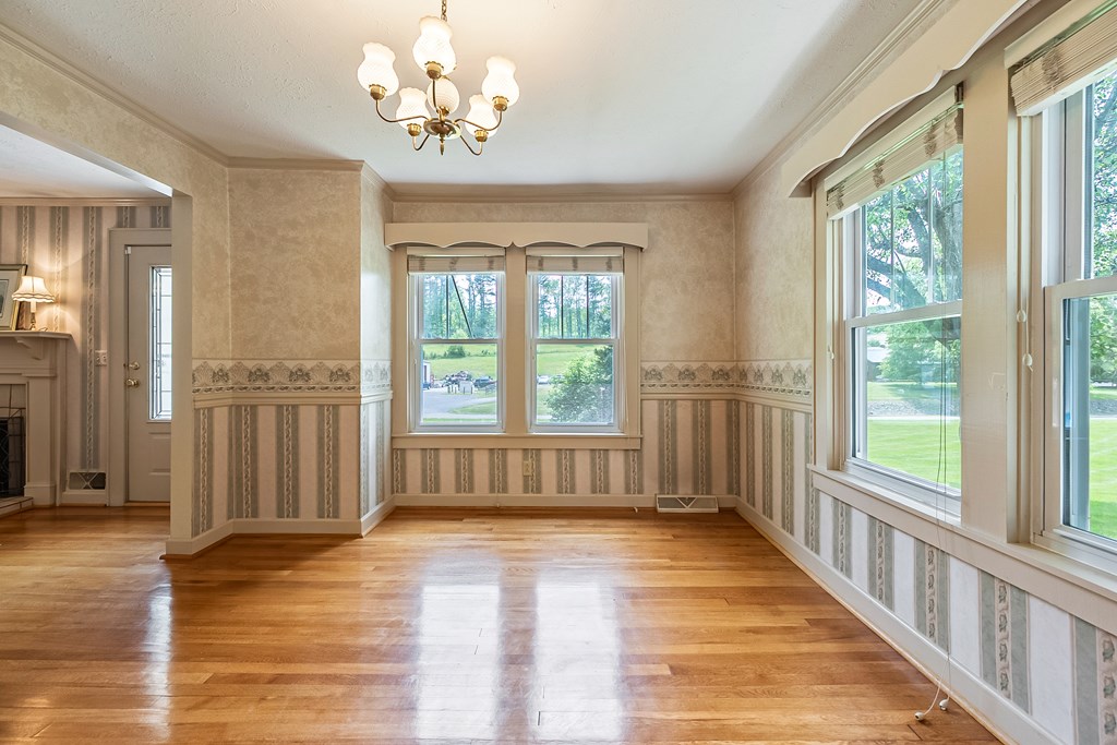 Max Meadows, Virginia 24360, United States, 3 Bedrooms Bedrooms, ,2 BathroomsBathrooms,Residential,Active,147715