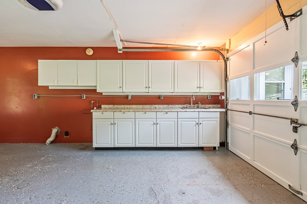 Max Meadows, Virginia 24360, United States, 3 Bedrooms Bedrooms, ,2 BathroomsBathrooms,Residential,Active,147715