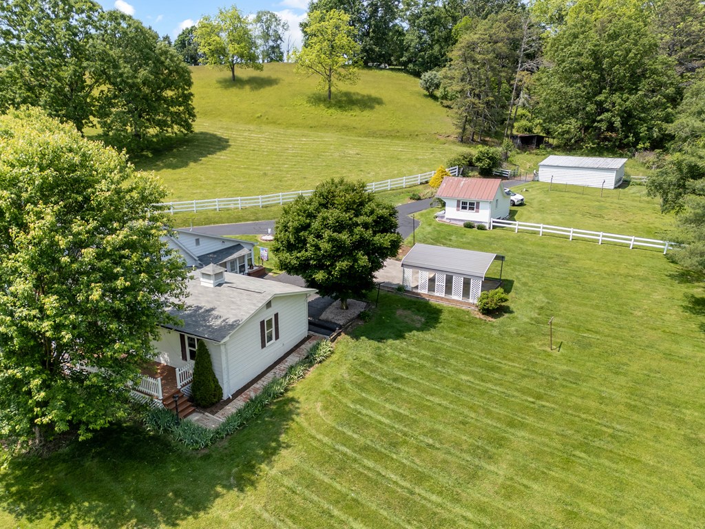 Max Meadows, Virginia 24360, United States, 3 Bedrooms Bedrooms, ,2 BathroomsBathrooms,Residential,Active,147715