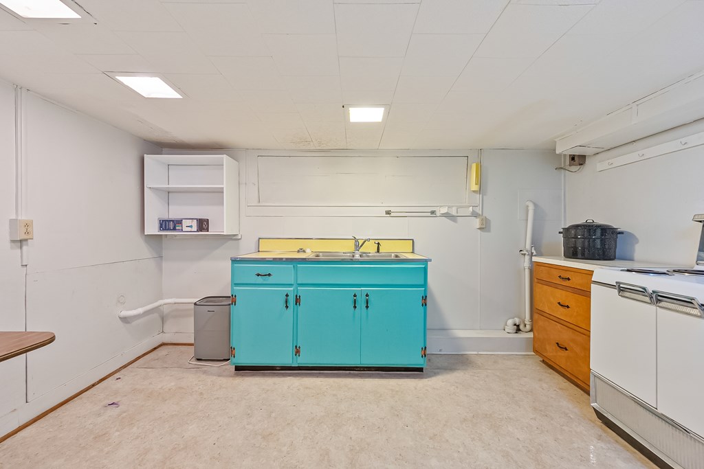 Max Meadows, Virginia 24360, United States, 3 Bedrooms Bedrooms, ,2 BathroomsBathrooms,Residential,Active,147715