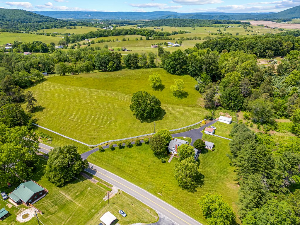 Max Meadows, Virginia 24360, United States, 3 Bedrooms Bedrooms, ,2 BathroomsBathrooms,Residential,Active,147715