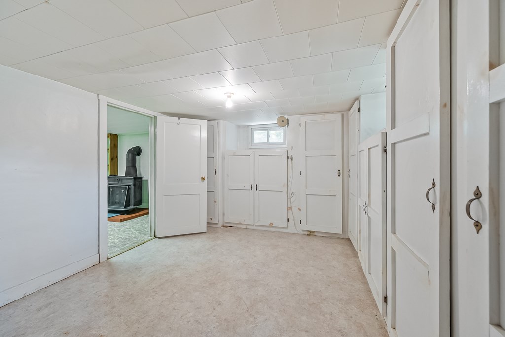 Max Meadows, Virginia 24360, United States, 3 Bedrooms Bedrooms, ,2 BathroomsBathrooms,Residential,Active,147715