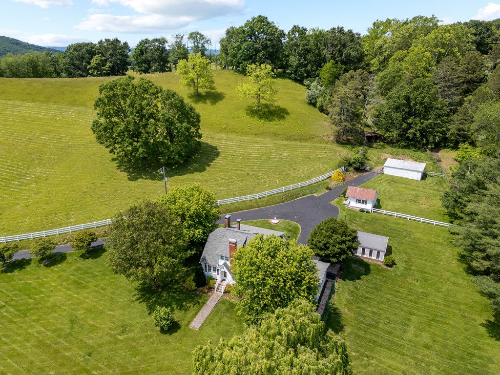 Max Meadows, Virginia 24360, United States, 3 Bedrooms Bedrooms, ,2 BathroomsBathrooms,Residential,Active,147715