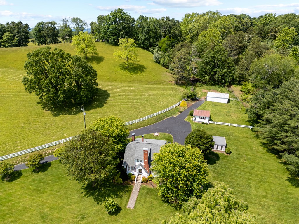 Max Meadows, Virginia 24360, United States, 3 Bedrooms Bedrooms, ,2 BathroomsBathrooms,Residential,Active,147715