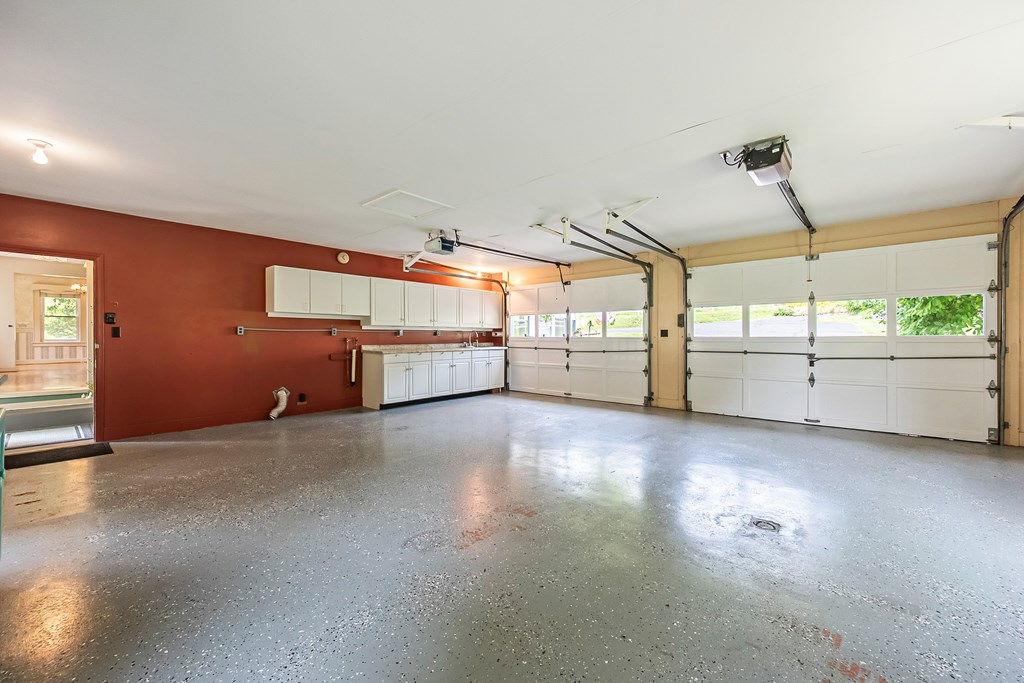 Max Meadows, Virginia 24360, United States, 3 Bedrooms Bedrooms, ,2 BathroomsBathrooms,Residential,Active,147715