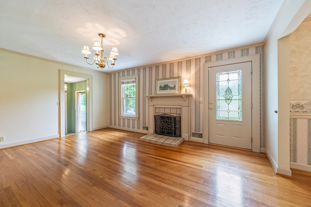 Max Meadows, Virginia 24360, United States, 3 Bedrooms Bedrooms, ,2 BathroomsBathrooms,Residential,Active,147715