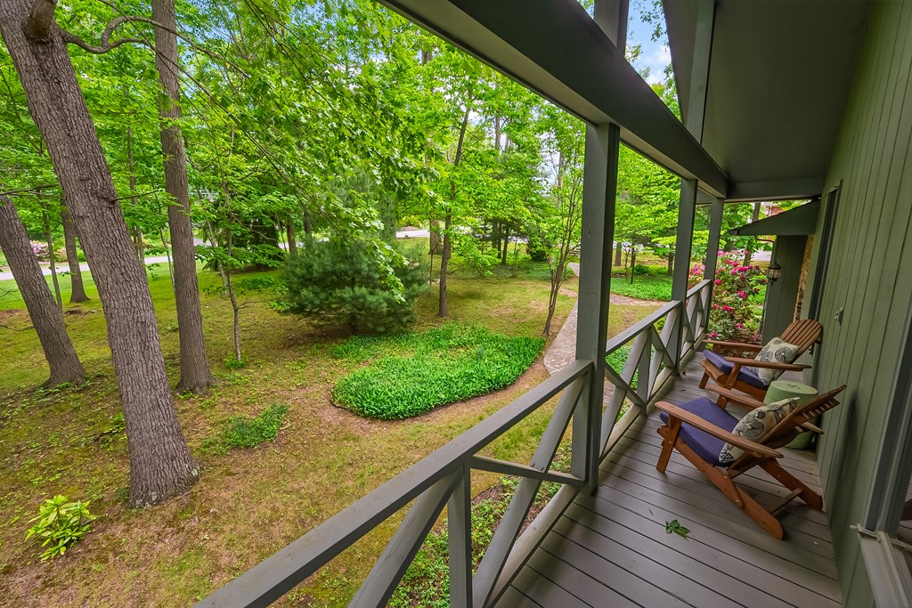 Wytheville, Virginia 24382, United States, 4 Bedrooms Bedrooms, ,3 BathroomsBathrooms,Residential,Pending,134036