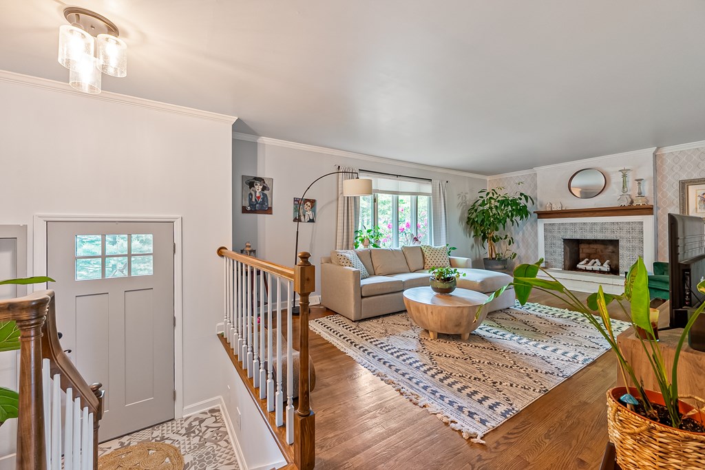 Wytheville, Virginia 24382, United States, 4 Bedrooms Bedrooms, ,3 BathroomsBathrooms,Residential,Pending,134036