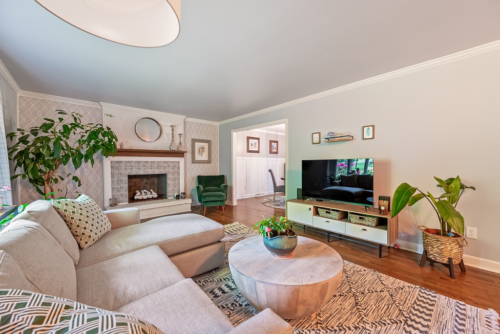 Wytheville, Virginia 24382, United States, 4 Bedrooms Bedrooms, ,3 BathroomsBathrooms,Residential,Pending,134036