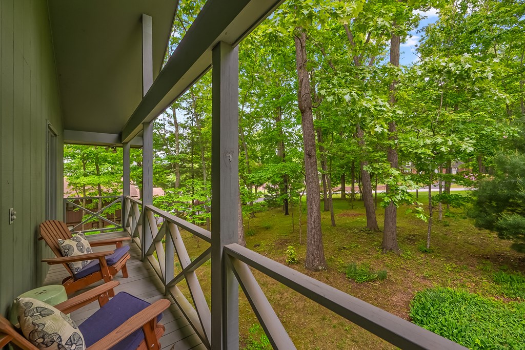 Wytheville, Virginia 24382, United States, 4 Bedrooms Bedrooms, ,3 BathroomsBathrooms,Residential,Pending,134036