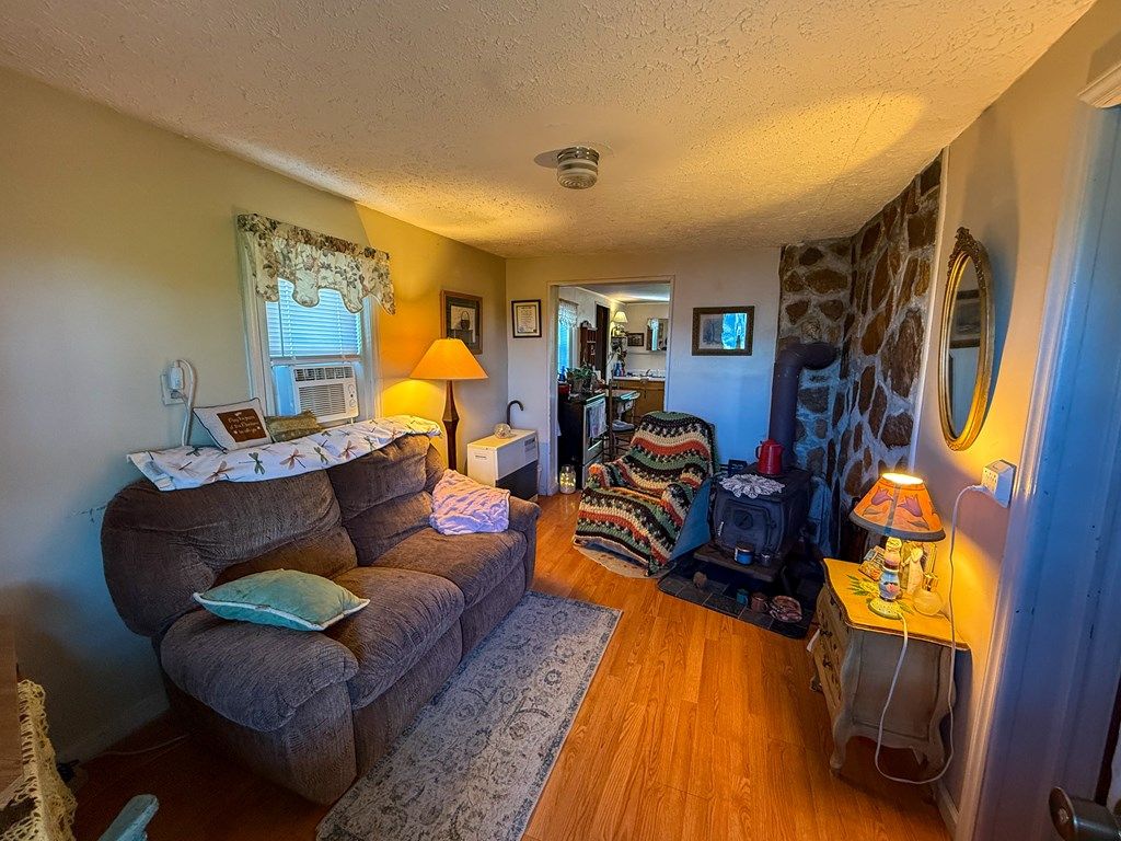 Photo of 108 Backwoods Farm Ln, Fries, VA 24330 (MLS # 103625)