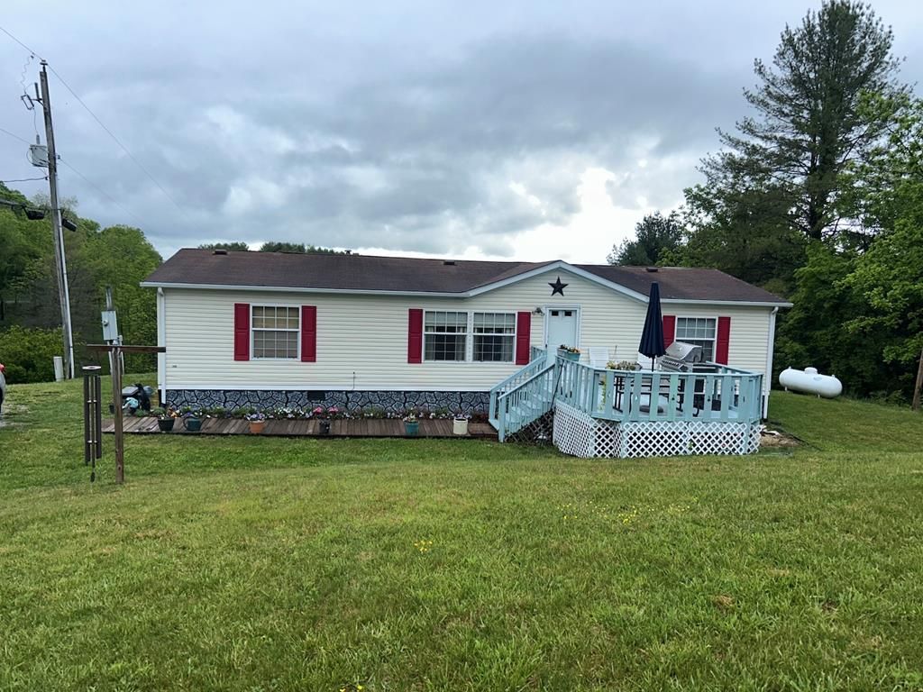 Photo of 654 Spraker Rd, Crockett, VA 24323 (MLS # 110066)
