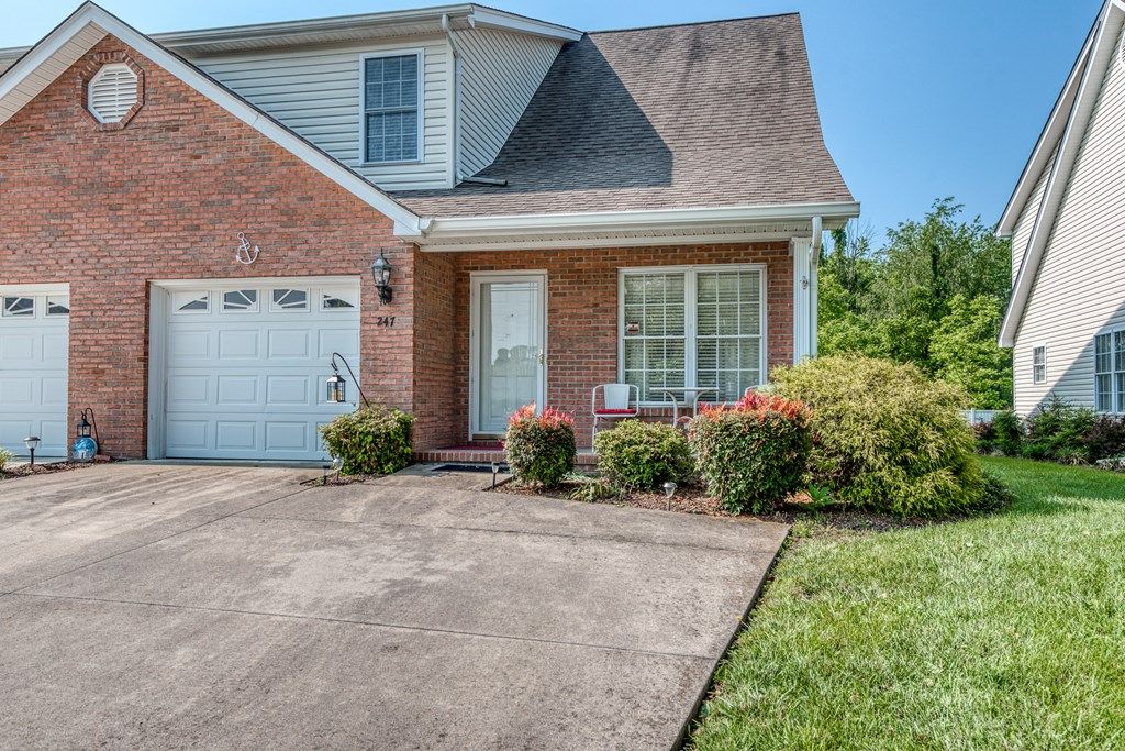 Photo of 247 Iris Lane, Bristol, VA 24201 (MLS # 110166)