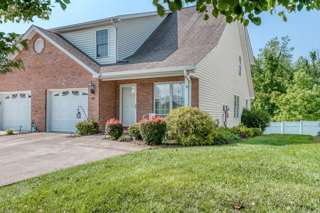 Photo of 247 Iris Lane, Bristol, VA 24201 (MLS # 110166)