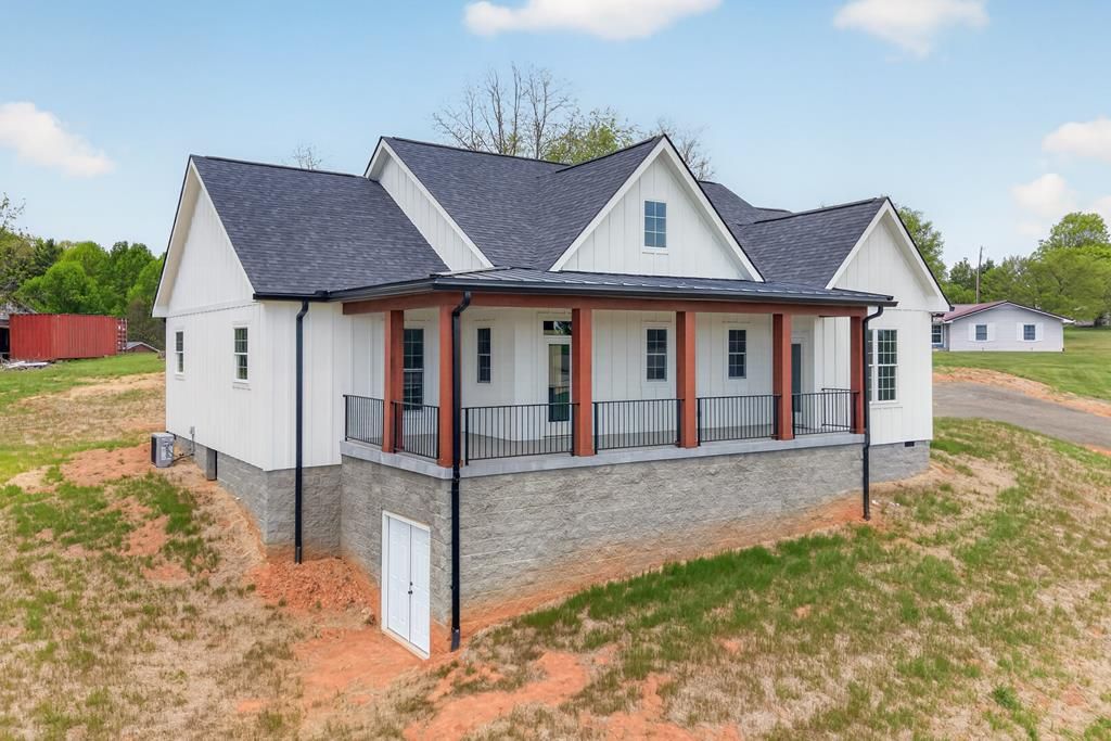 Photo of 99 Moore Ln, Galax, VA 24333 (MLS # 109786)
