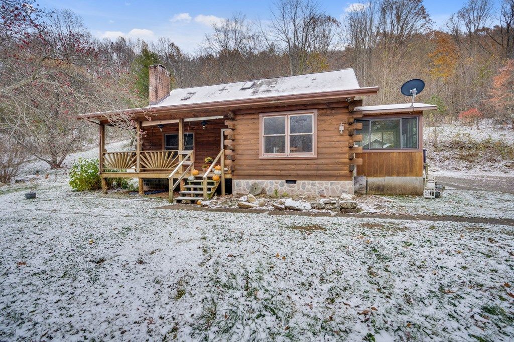 Photo of 2906 Pounding Mill Branch Road, Pounding Mill, VA 24637 (MLS # 104091)