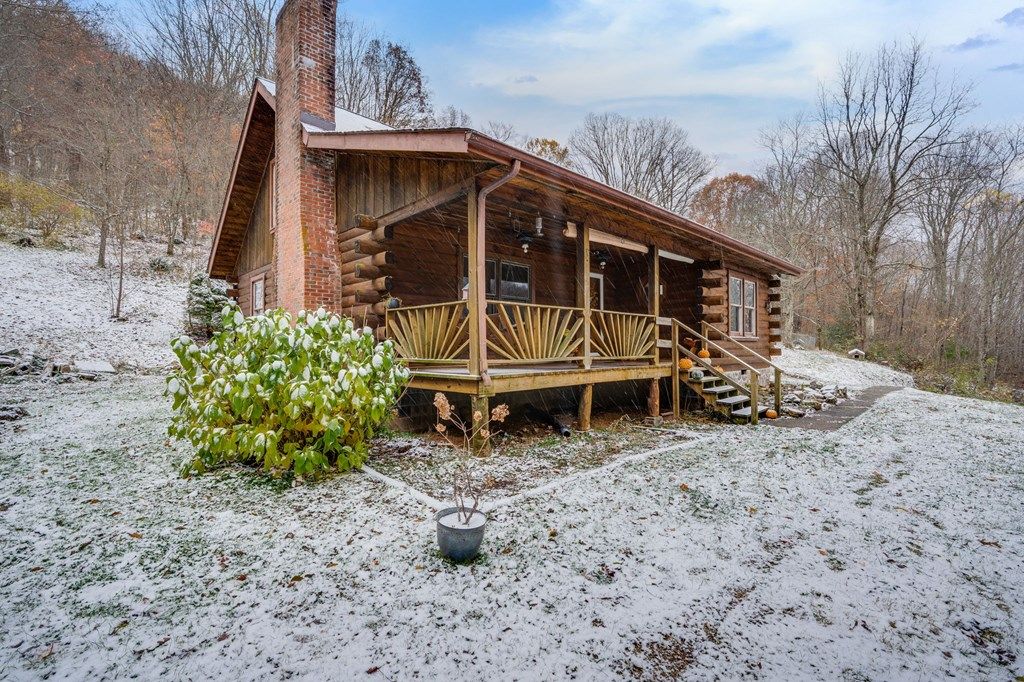 Photo of 2906 Pounding Mill Branch Road, Pounding Mill, VA 24637 (MLS # 104091)