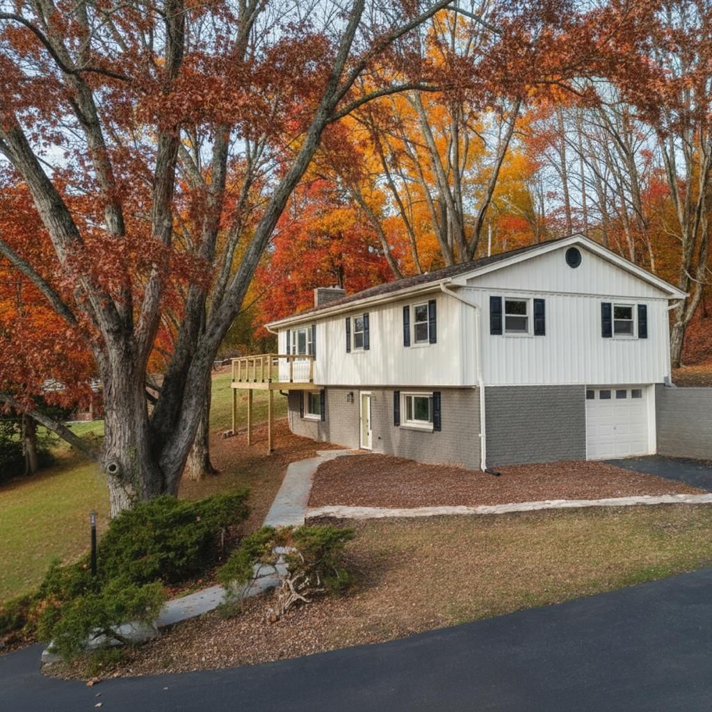 Photo of 425 Seminole Rd, Bristol, VA 24201 (MLS # 103971)