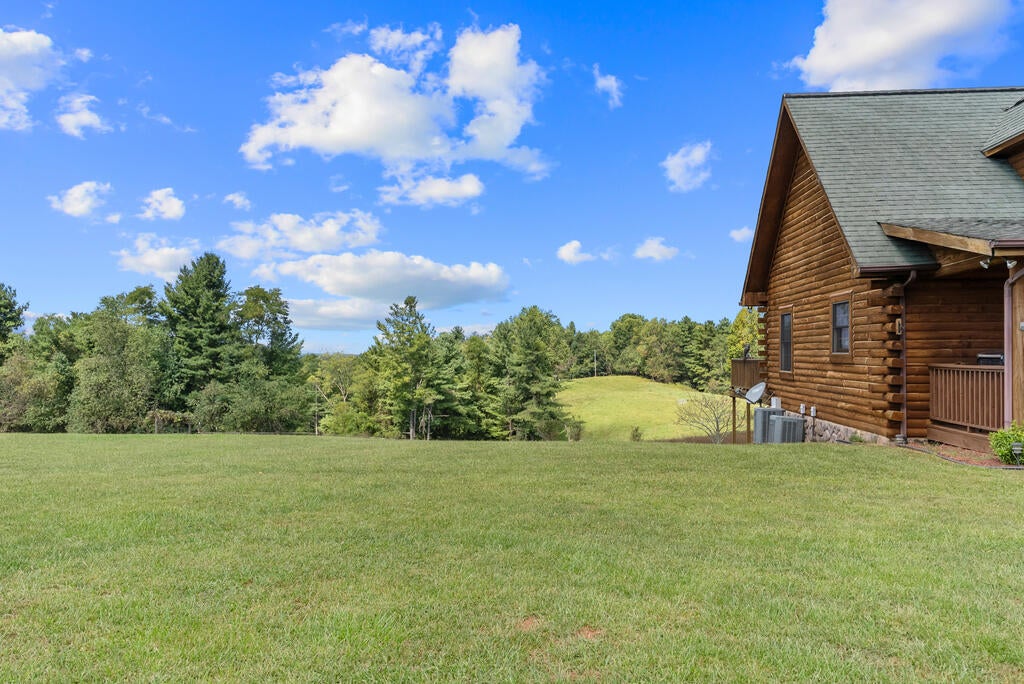 141 NE Harman Hill Road
