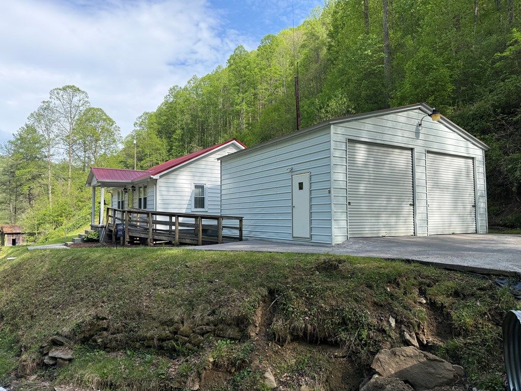Photo of 1762 Woods Fork Rd, Grundy, VA 24614 (MLS # 109773)