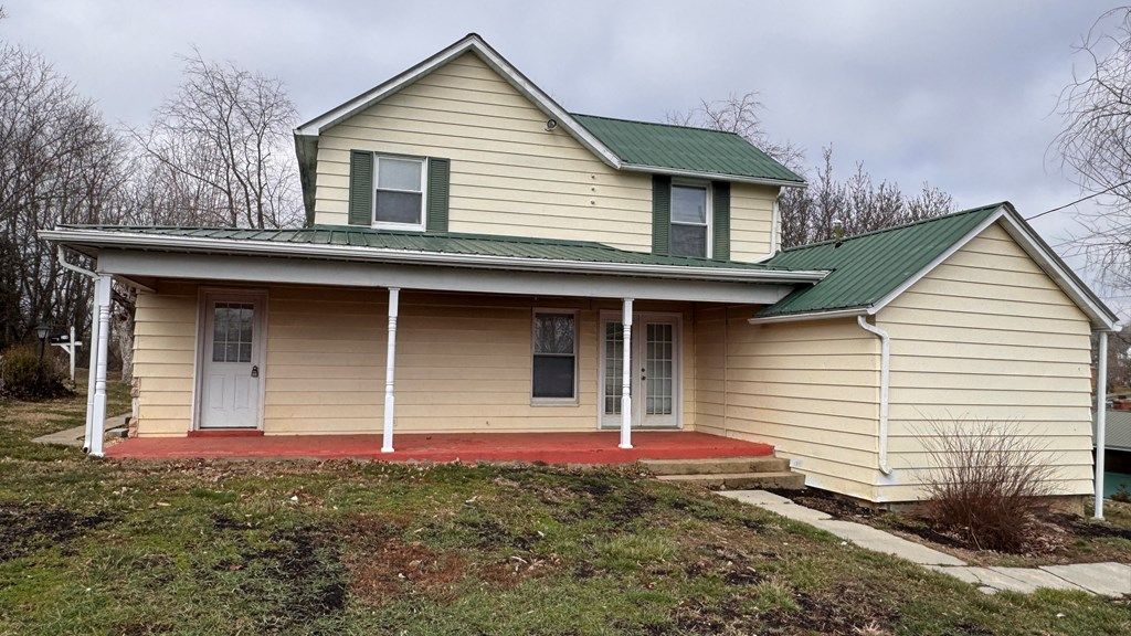 Photo of 218 Frye Avenue, Rural Retreat, VA 24368 (MLS # 109132)