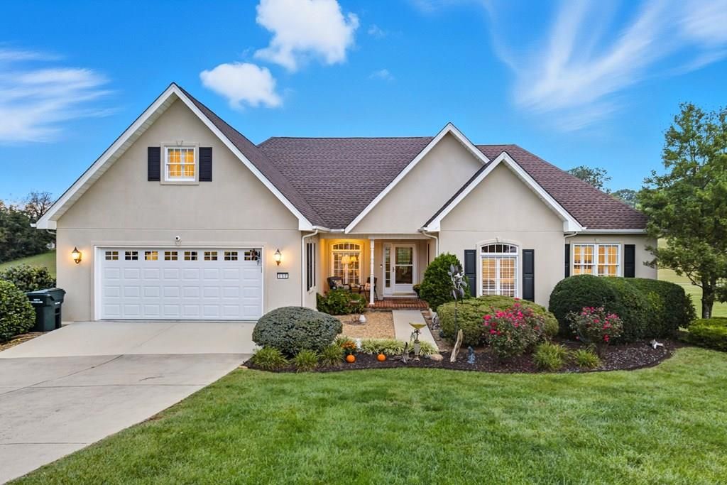 Photo of 152 Acorn Lane, Bristol, VA 24202 (MLS # 103576)