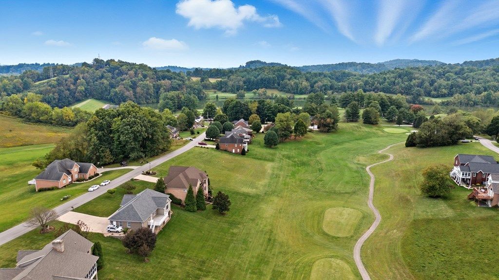 Photo of 152 Acorn Lane, Bristol, VA 24202 (MLS # 103576)