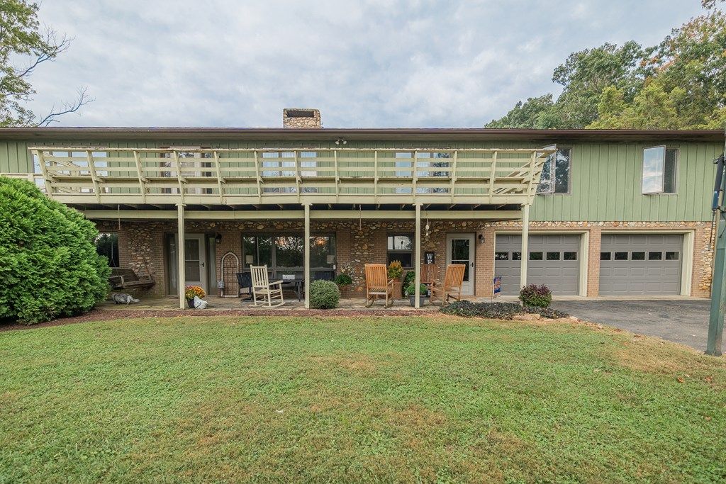 Photo of 244 Columbine Ln, Galax, VA 24333 (MLS # 103560)