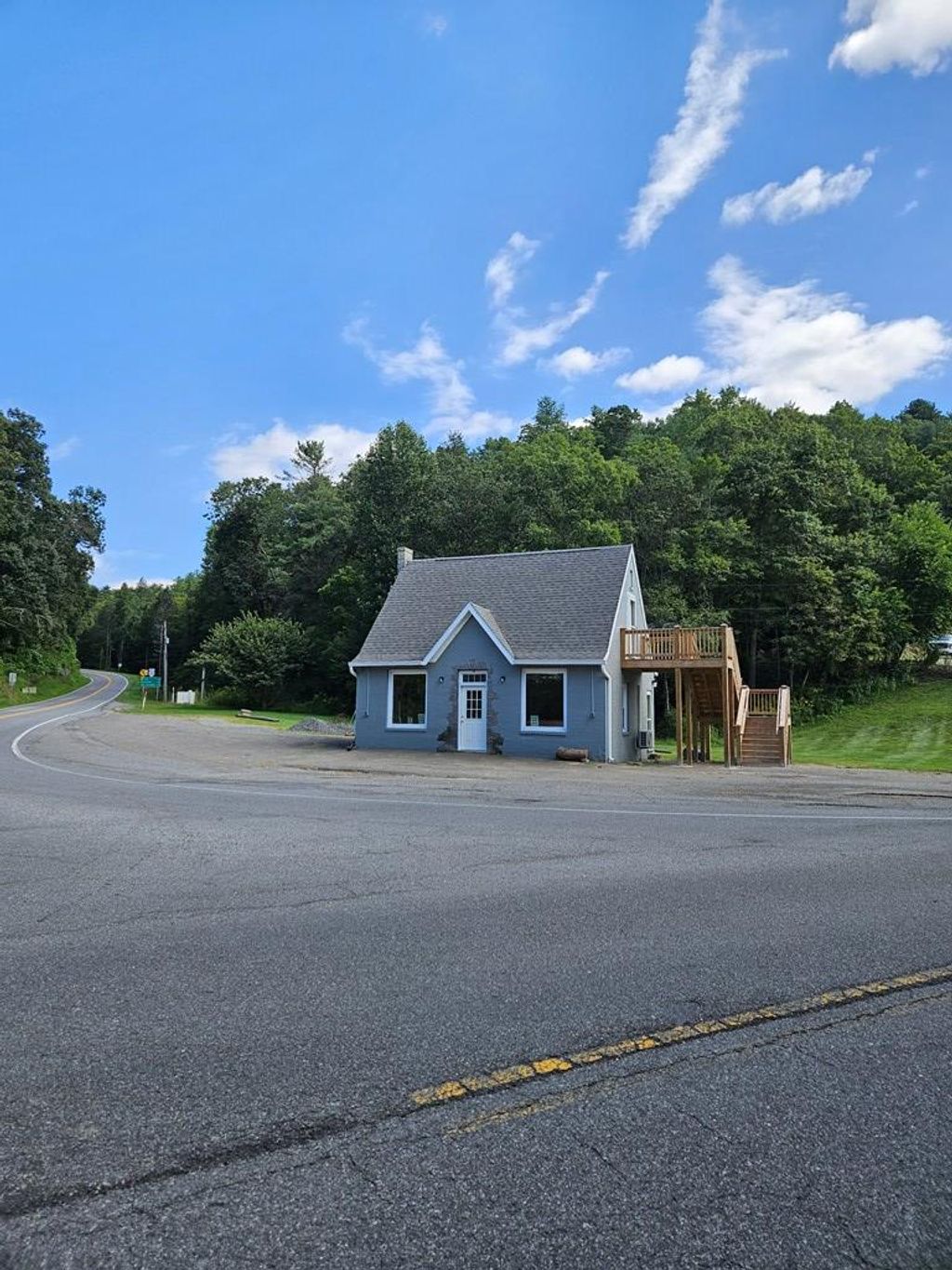 Photo of 12 Scenic Rd, Fries, VA 24330 (MLS # 103227)