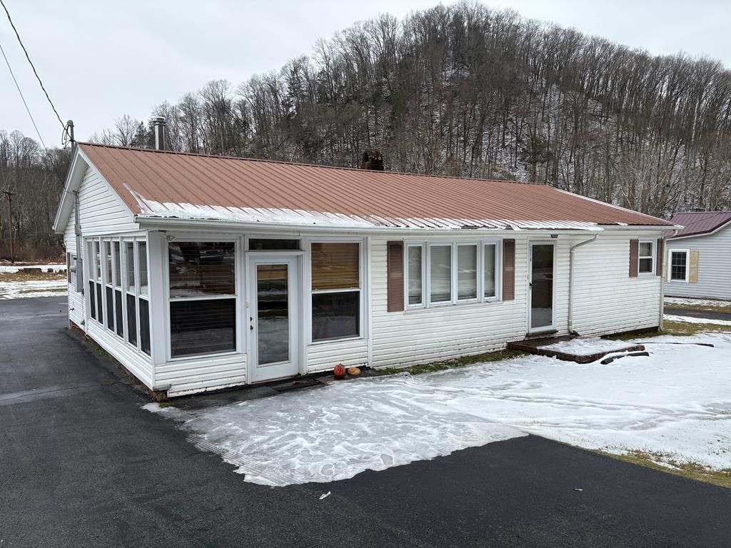 Photo of 2218 Saltville Hwy, Saltville, VA 24370 (MLS # 105747)