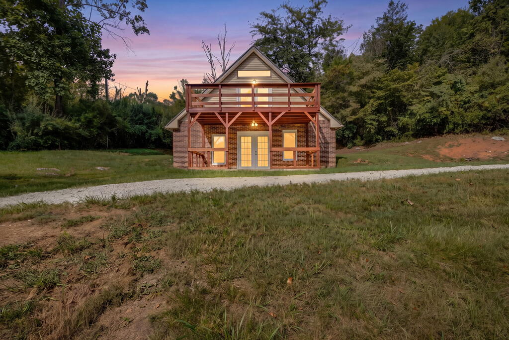 Photo of 1803 Ivy Ridge Rd, Cleveland, VA 24225 (MLS # 111929)