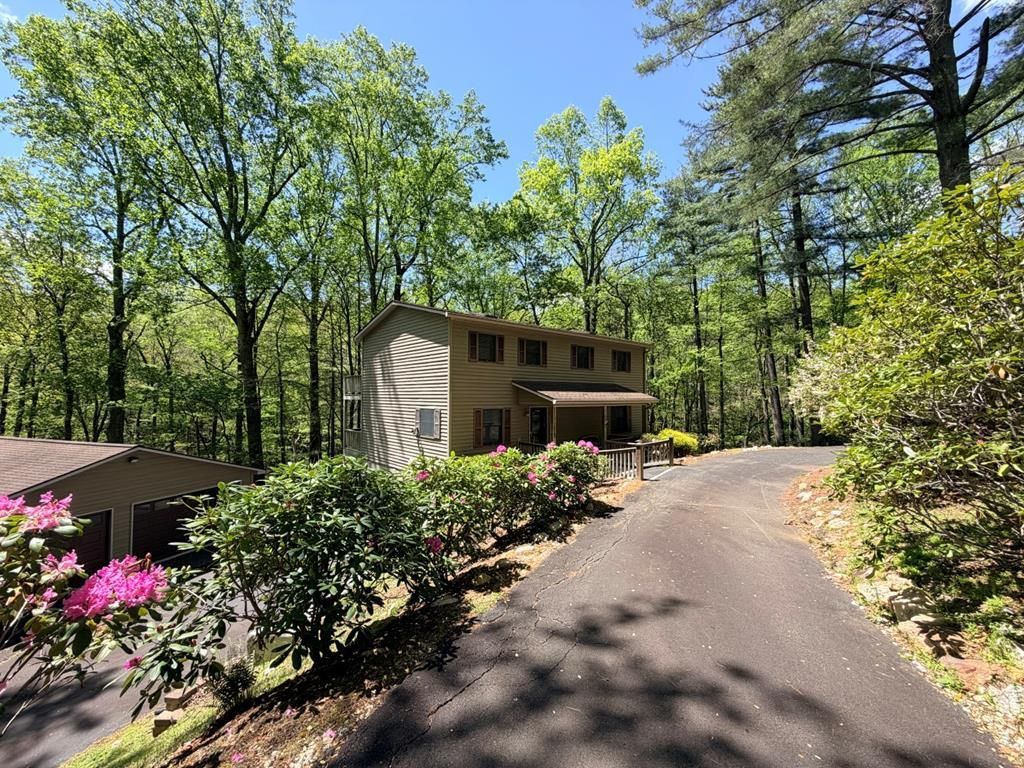 Photo of 219 Otter Creek Trl, Fancy Gap, VA 24328 (MLS # 109875)