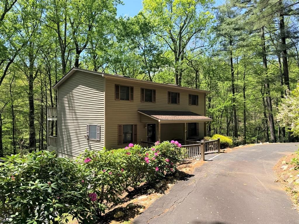 Photo of 219 Otter Creek Trl, Fancy Gap, VA 24328 (MLS # 109875)