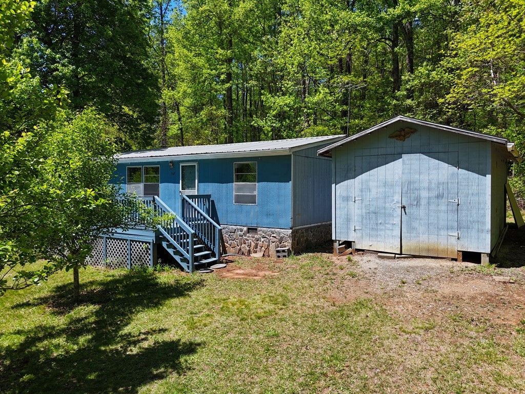 Photo of 165 NE Chestnut Ridge Dr, Copper Hill, VA 24079 (MLS # 110568)