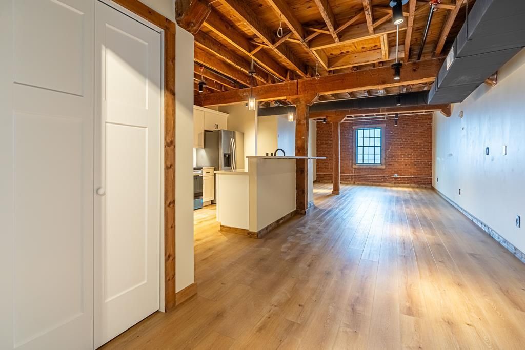 Photo of 453 E Main St, Kingsport, TN 37660 (MLS # 104400)