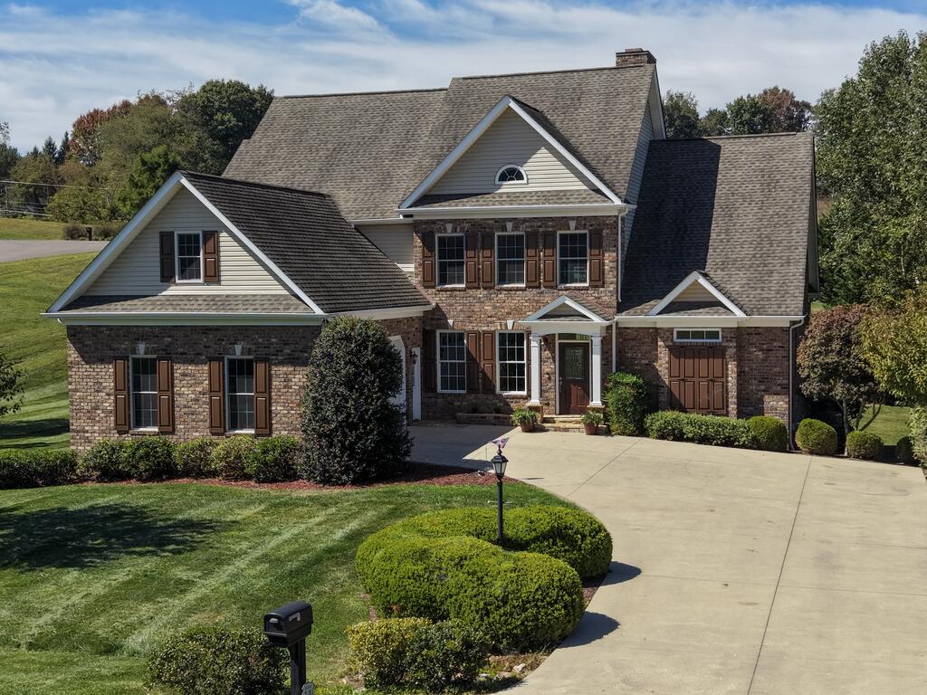 Photo of 16115 Peregrine Dr, Bristol, VA 24202 (MLS # 112277)