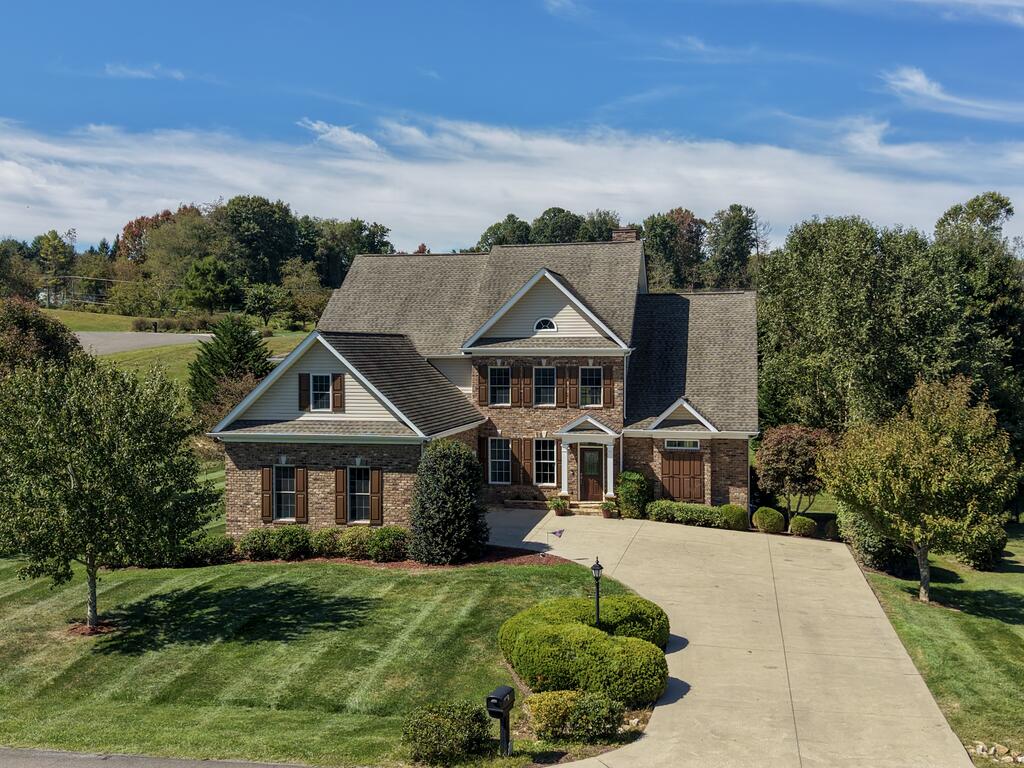 Photo of 16115 Peregrine Dr, Bristol, VA 24202 (MLS # 112277)