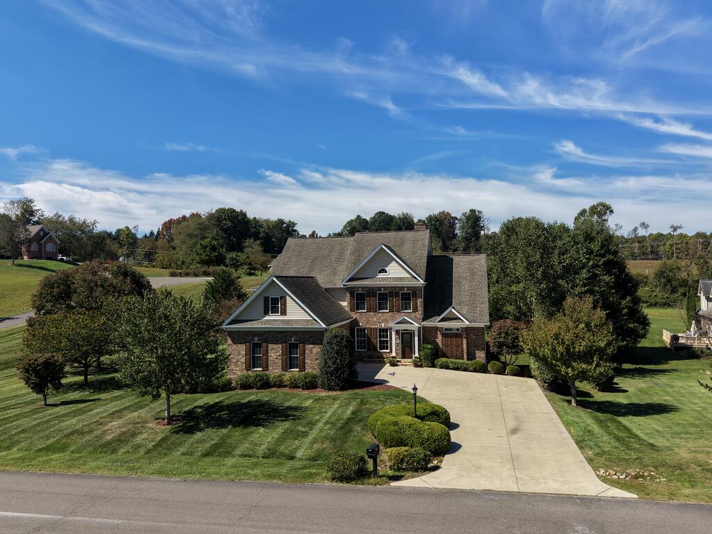 Photo of 16115 Peregrine Dr, Bristol, VA 24202 (MLS # 112277)