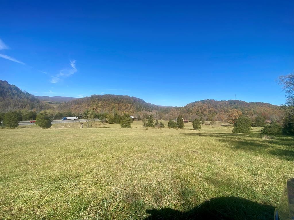 Photo of 3 W Lee Highway #3, Wytheville, VA 24382 (MLS # 103868)