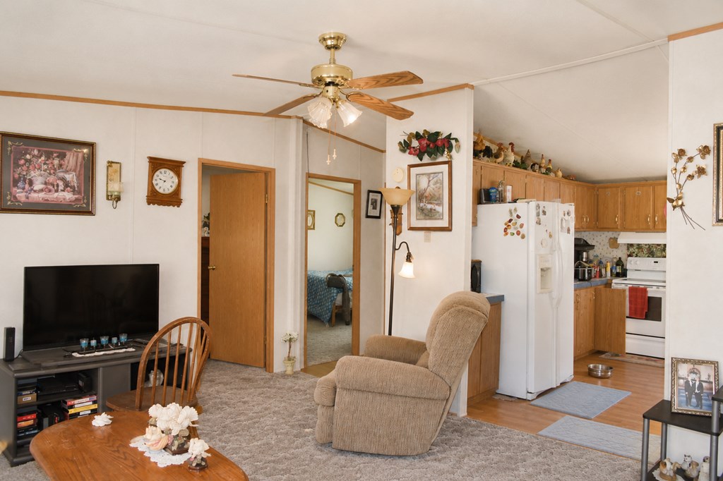 1402 Campbell Hollow Rd