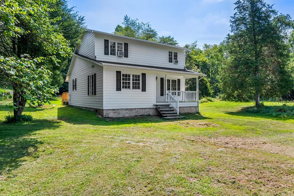 Photo of 309 Timber Road, Barren Springs, VA 24313 (MLS # 109421)