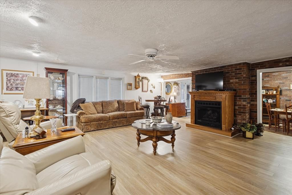 Photo of 43 Redwood Dr, Honaker, VA 24260 (MLS # 104345)