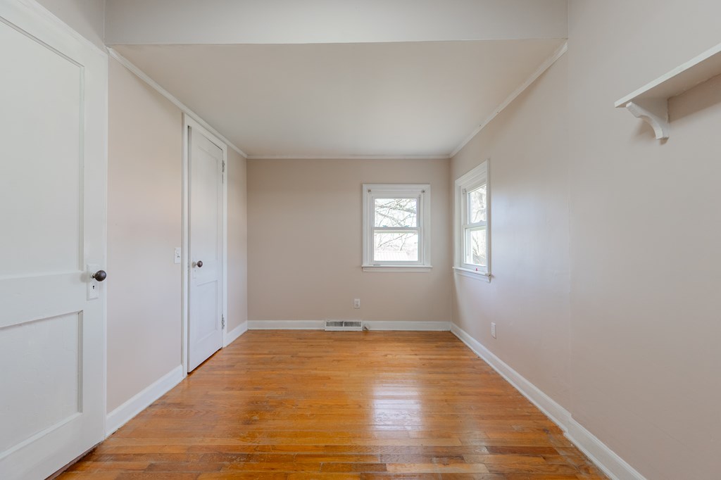 Hillsville, Virginia 24343, United States, 3 Bedrooms Bedrooms, ,2 BathroomsBathrooms,Residential,Active,245702