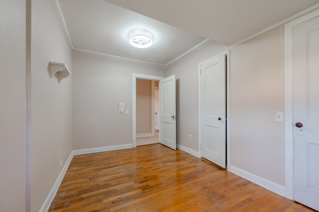 Hillsville, Virginia 24343, United States, 3 Bedrooms Bedrooms, ,2 BathroomsBathrooms,Residential,Active,245702