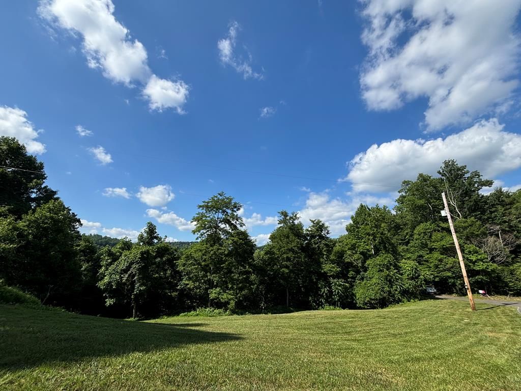 Photo of 20 Starry Nights Dr #20, Fancy Gap, VA 24328 (MLS # 94176)