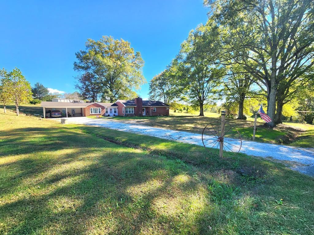 Photo of 4606 Wards Gap Rd, Cana, VA 24317 (MLS # 103790)