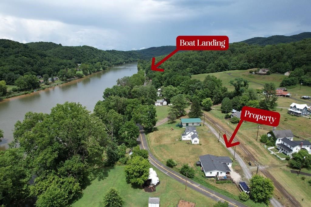 Photo of 1552 Allisonia Road, Hiwassee, VA 24347 (MLS # 104684)
