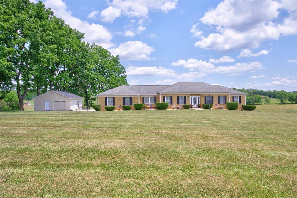 4670 Shadetree Lane